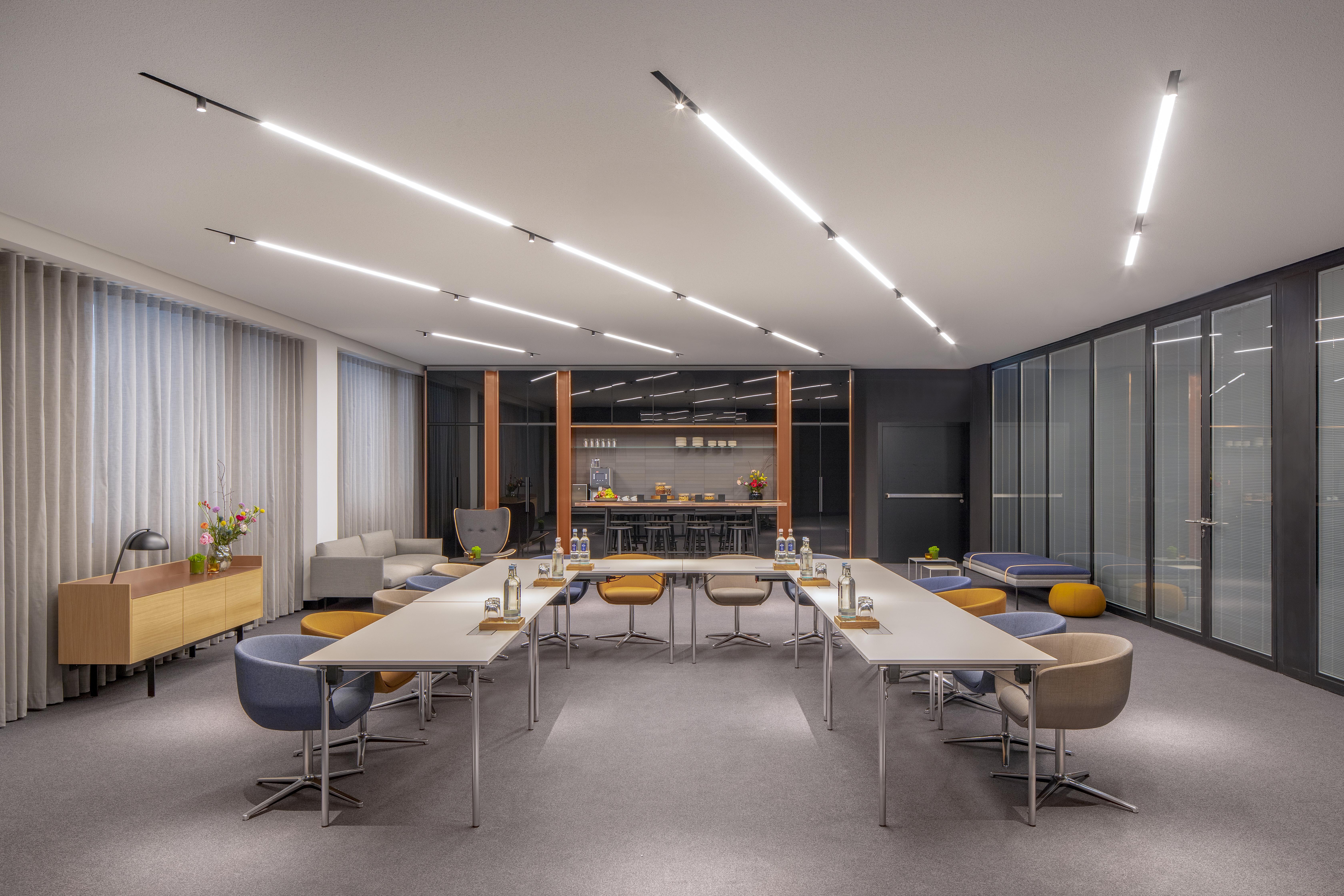 Andaz Munich Schwabinger Tor, By Hyatt Hotel Exterior foto The interior of the 100 East 53rd Street building